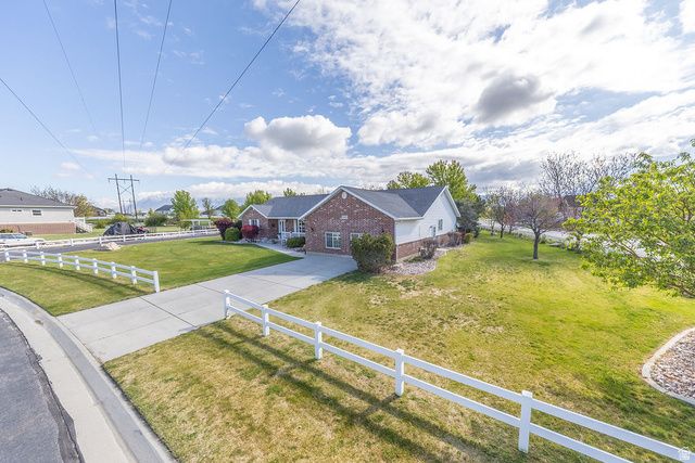 2162 S 2850 W, West Haven, UT 84401