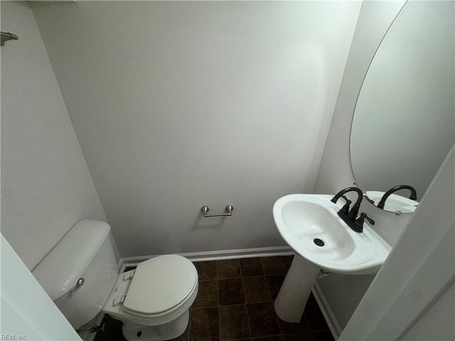 1231 Woods Edge CIR, Suffolk, VA 23434