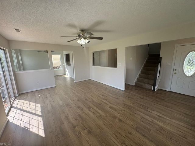 1231 Woods Edge CIR, Suffolk, VA 23434