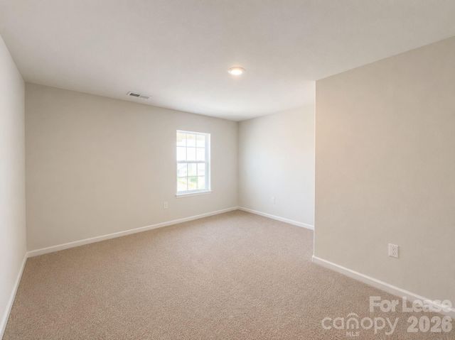 5044 Wolfridge Avenue, Charlotte, NC 28214