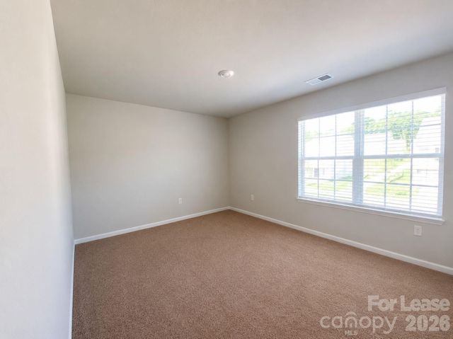 5044 Wolfridge Avenue, Charlotte, NC 28214