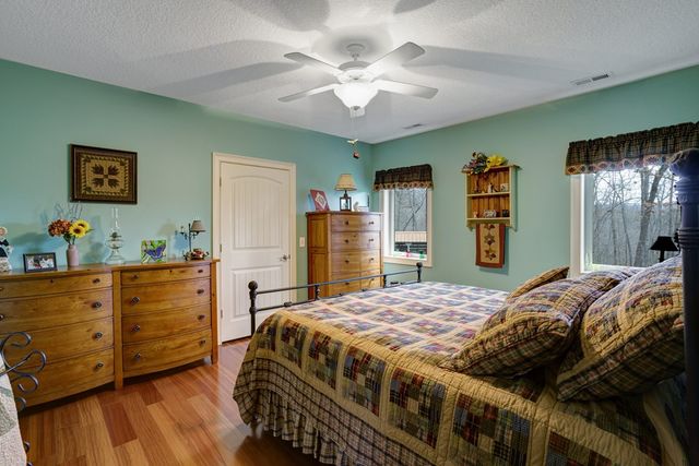 736 Gage Drive, Hiawassee, GA 30546