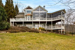 736 Gage Drive, Hiawassee, GA 30546