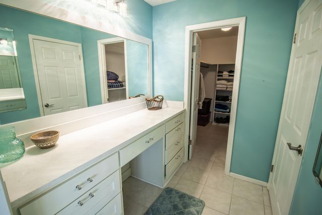 816 Shadowood Dr, Marshall, TX 75672