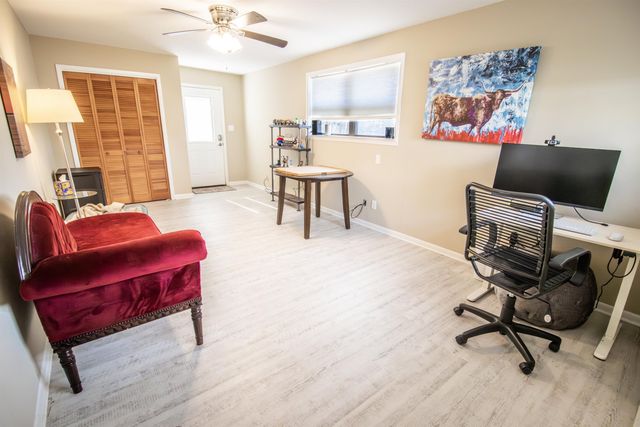 816 Shadowood Dr, Marshall, TX 75672