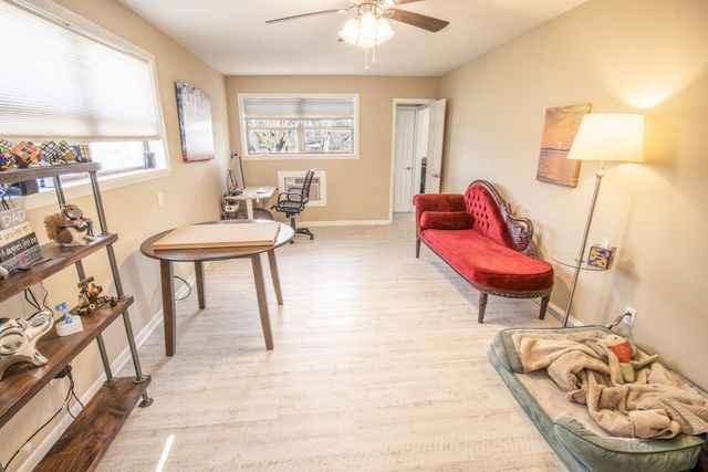 816 Shadowood Dr, Marshall, TX 75672