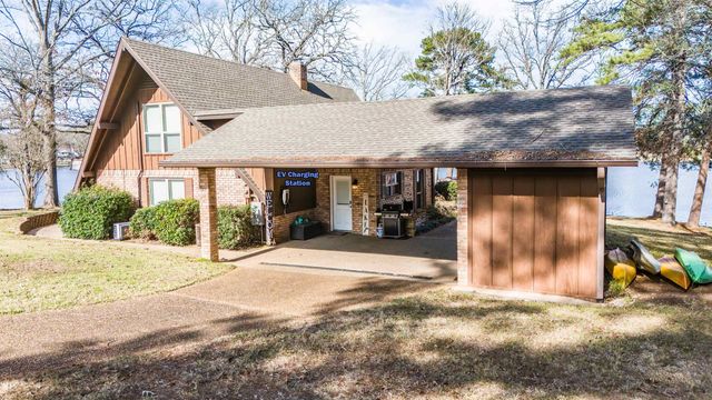 816 Shadowood Dr, Marshall, TX 75672