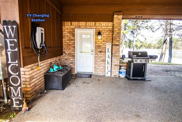 816 Shadowood Dr, Marshall, TX 75672