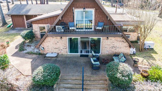 816 Shadowood Dr, Marshall, TX 75672