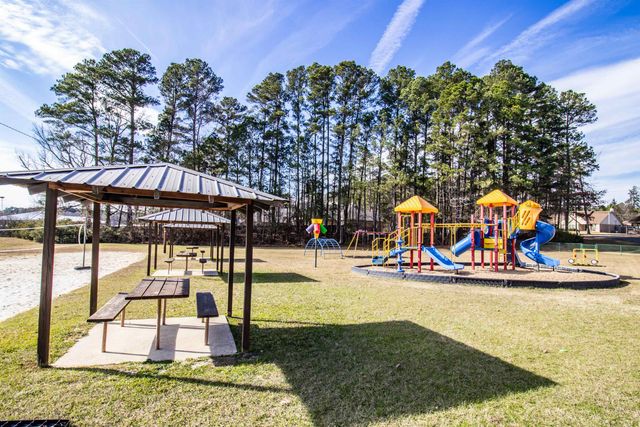 816 Shadowood Dr, Marshall, TX 75672