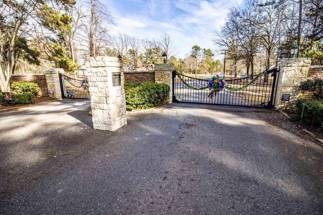 816 Shadowood Dr, Marshall, TX 75672