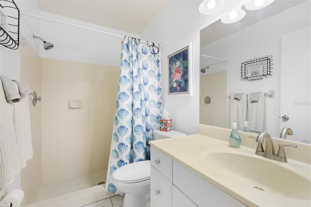3634 59TH AVENUE W, Bradenton, FL 34210