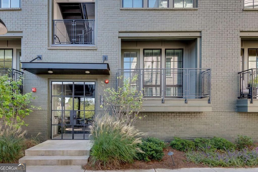 1273 Longreen Terrace NW, Atlanta, GA 30318 — exterior