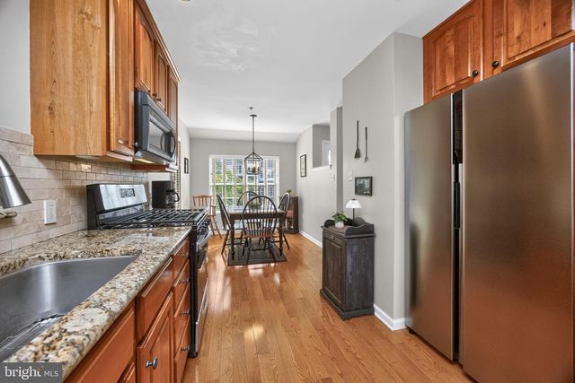 174 WATERFORD LN, Reading, PA 19606
