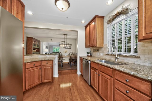 174 WATERFORD LN, Reading, PA 19606