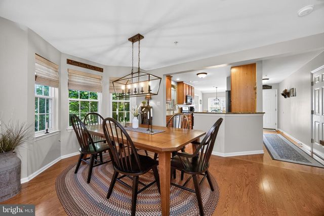 174 WATERFORD LN, Reading, PA 19606