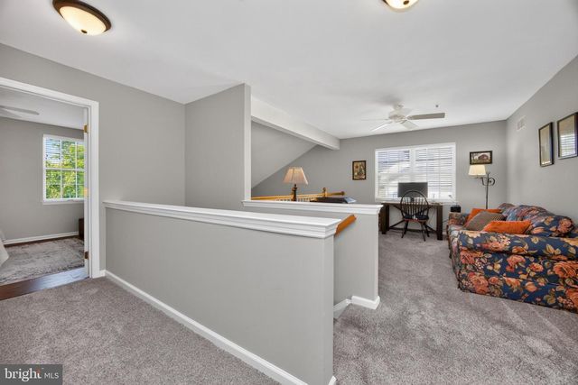 174 WATERFORD LN, Reading, PA 19606