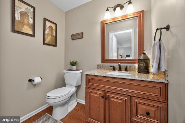 174 WATERFORD LN, Reading, PA 19606