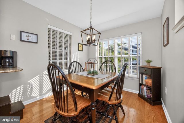 174 WATERFORD LN, Reading, PA 19606