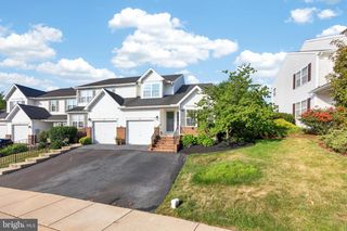 174 WATERFORD LN, Reading, PA 19606