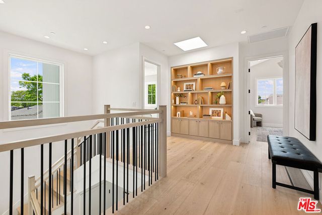 8136 Stewart Avenue, Los Angeles, CA 90045