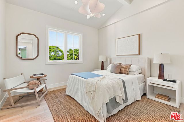 8136 Stewart Avenue, Los Angeles, CA 90045