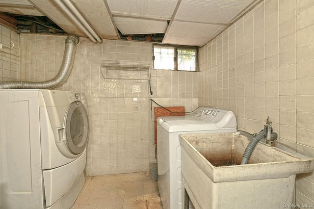 164-16 Goethals Avenue, Jamaica, NY 11432