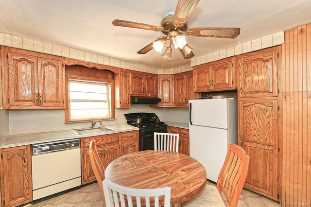164-16 Goethals Avenue, Jamaica, NY 11432