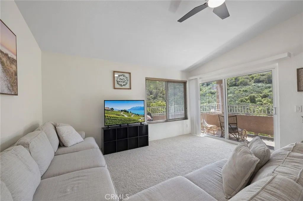 2500 San Gabriel, Corona, CA 92882