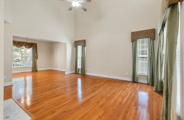 8316 Tyrian Path, North Charleston, SC 29418