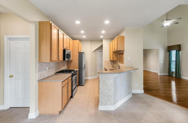 8316 Tyrian Path, North Charleston, SC 29418