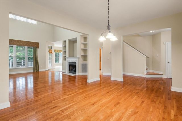 8316 Tyrian Path, North Charleston, SC 29418