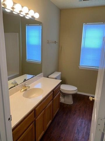 3355 Vassar Street, Fayetteville, AR 72704