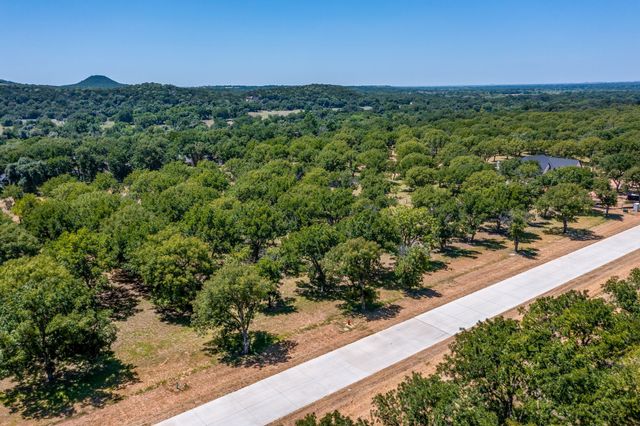 2373 E Landings S, Granbury, TX 76049