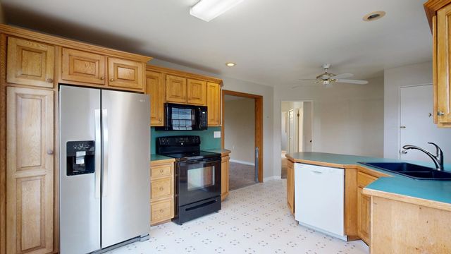 1207 North Drive, Mount Pleasant, MI 48858