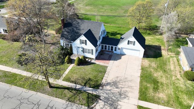 1207 North Drive, Mount Pleasant, MI 48858