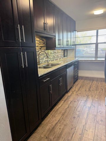 8205 NW 61st Street B111, Tamarac, FL 33321