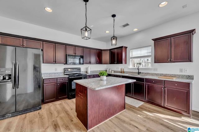 3001 IRIS COURT, Moody, AL 35004