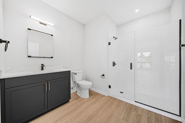 6 Rantoul St 205, Beverly, MA 01915