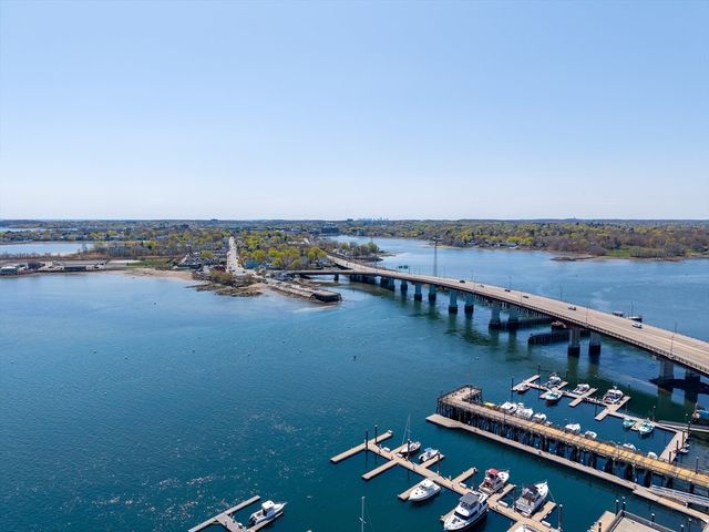 6 Rantoul St 205, Beverly, MA 01915