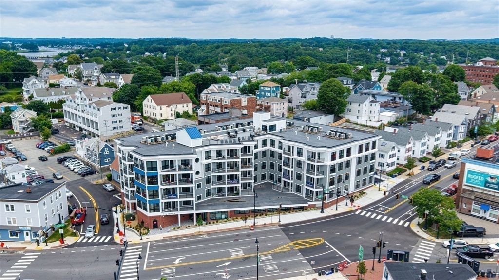 6 Rantoul St 205, Beverly, MA 01915