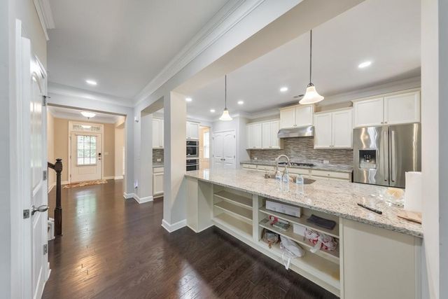 1162 Smithwell Point NW, Kennesaw, GA 30152
