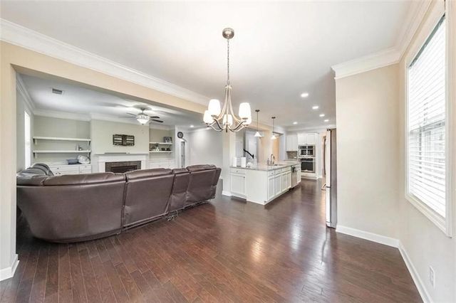 1162 Smithwell Point NW, Kennesaw, GA 30152