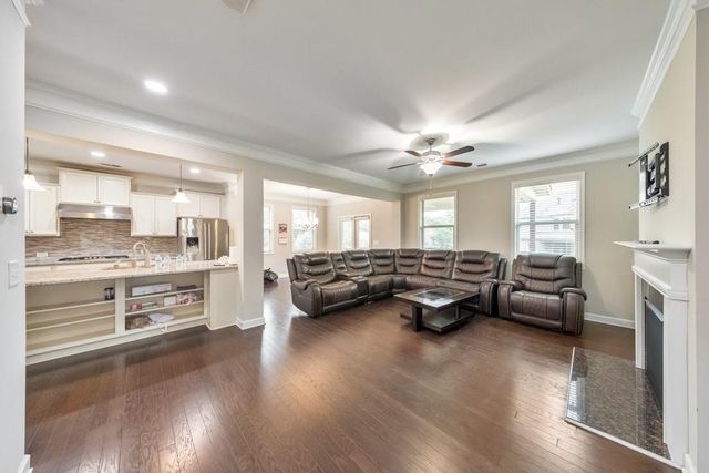 1162 Smithwell Point NW, Kennesaw, GA 30152