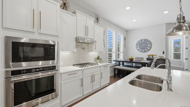 2926 Blenheim, Bulverde, TX 78163