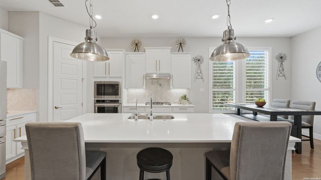 2926 Blenheim, Bulverde, TX 78163