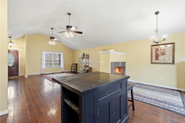 1 Whitstable Drive, Bella Vista, AR 72714