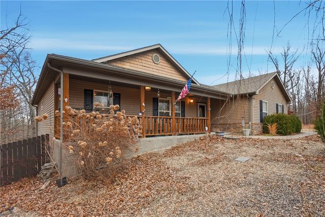 1 Whitstable Drive, Bella Vista, AR 72714