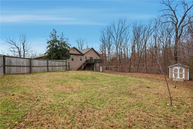 1 Whitstable Drive, Bella Vista, AR 72714