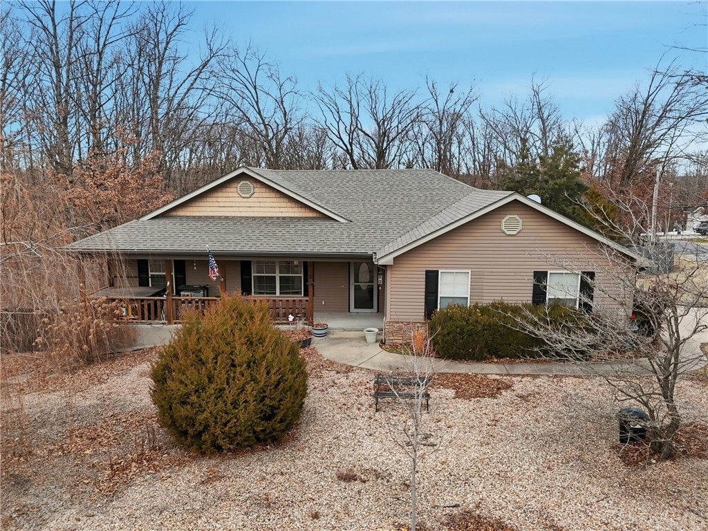 1 Whitstable Drive, Bella Vista, AR 72714